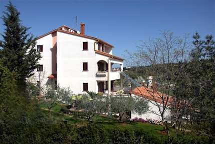 Iva Apartments tesisinden Fotoğraflar