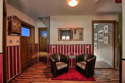 Zdjęcia nagrodzone House L.A. - City Hostel Fussen