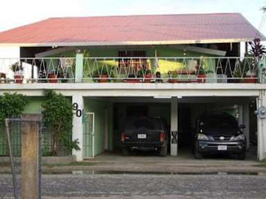 Foton av The Red Hut Inn