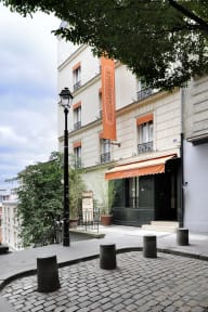 Caulaincourt Montmartre by Hiphophostels tesisinden Fotoğraflar