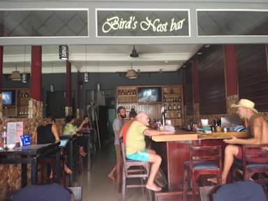 Kuvia paikasta: Birds Nest Bar