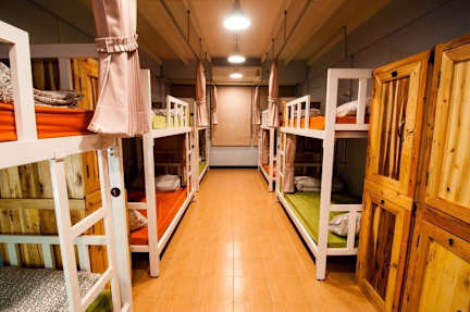 Eat-Ting Cafe' and Hostel, Suvarnabhumi Airport照片