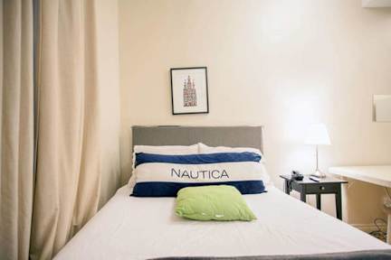 Fotky St. Lawrence Residences & Suites