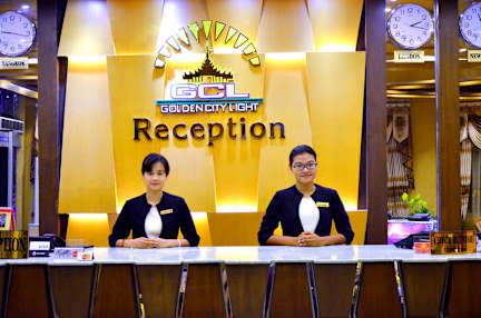 Golden City Light Hotel照片
