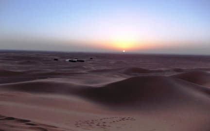 Zdjęcia nagrodzone Bivouac Draa - Nuit dans le désert