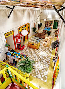 Golden Frog Mountain Hostel照片