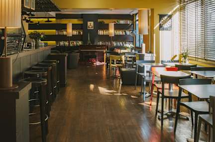 Photos of Adveniat Paris