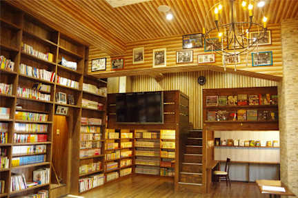 Fotky HOSTEL WASABI Osaka Bed with Library
