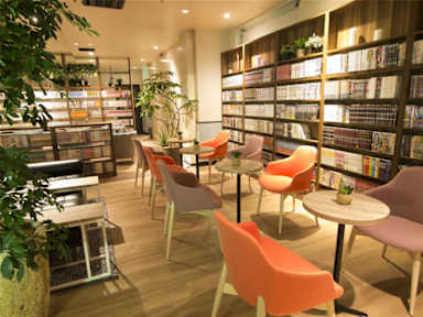 Fotky Comics & CapsuleHotel COMICAP kyotoshinkyogoku
