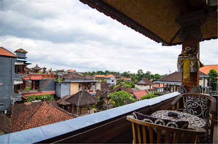 Фотографии Tunjung Hostel