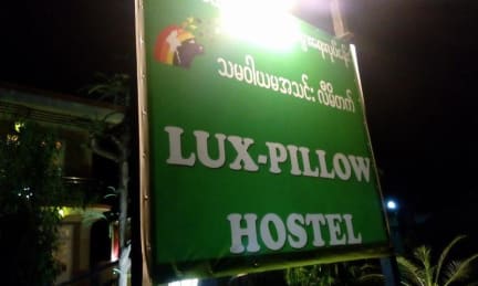 Fotografias de Lux Pillow Hostel @F.I.T Road