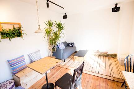 Photos de IZA Enoshima Guesthouse & Bar