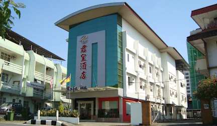 Zdjęcia nagrodzone Raja Inn Hotel