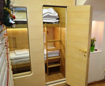 AntiHostel Forrest照片