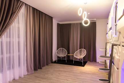Bilder av iO Hotel