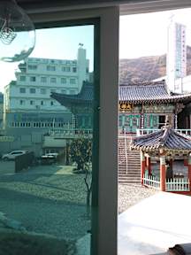 Zdjęcia nagrodzone Busan Backpackers