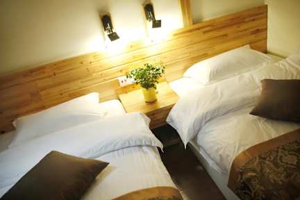 Фотографии Wulingyuantu Youth Hostel