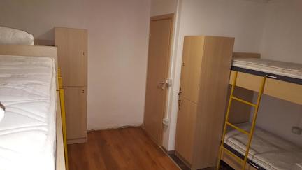 Fotky BYRO Snack Bar & Hostel