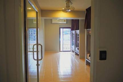 The Lucky Kata Hostel照片