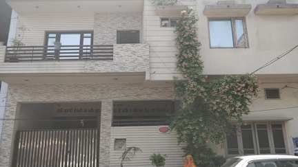 Foto's van Puranjee Villa