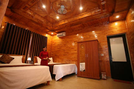 Foto's van Sky Hotel