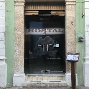 Фотографии Hostal & Cafe Montanes 59