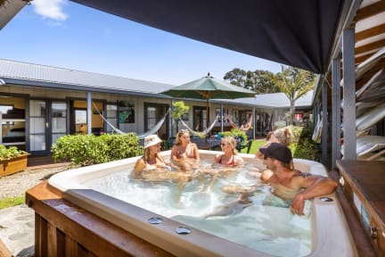 Fotos von Raglan Backpackers and Waterfront Lodge