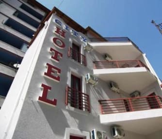 Kuvia paikasta: City Hotel Tirana