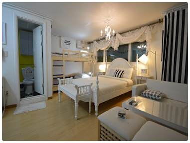 Photos of Hanriver Residence & Guesthouse
