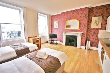 Central Studios Albion Street and Gloucester Placeの写真