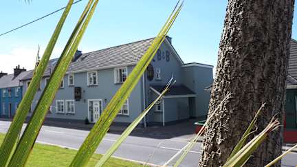Photos of Dingle Harbour Nights
