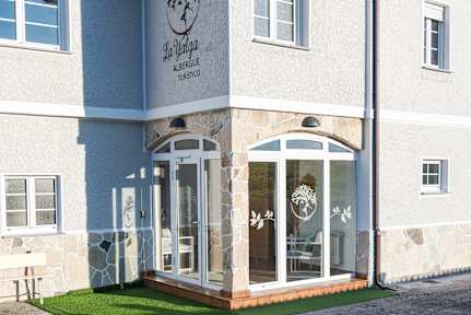 Albergue Tur  stico Yalga Asturias  Espa  a Hostelworld com