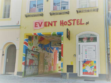 Zdjęcia nagrodzone Event Hostel
