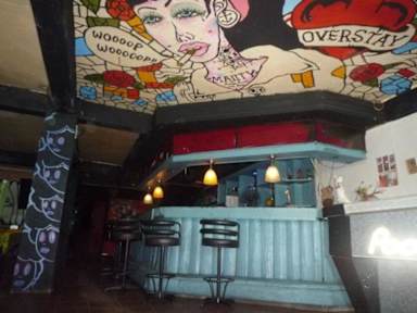 Fotky The Overstay