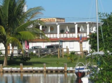 Michelo Hotelの写真