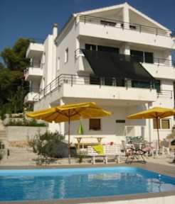 Photos of Goja Apartments