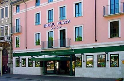 Foto di Plaza Garda