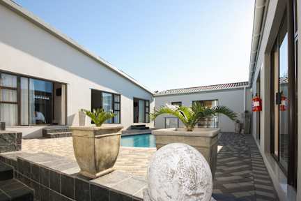 Photos of Le Blue Guesthouse