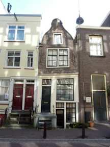 Bilder av Crooked House