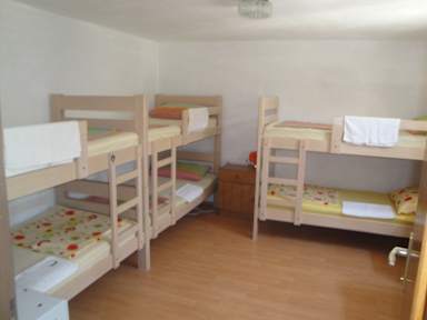 Fotky White House Hostel Bol