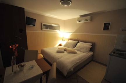 Rooms & Apartments Buble照片