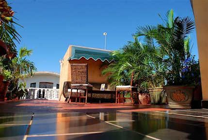 Foton av Hotel Naemie