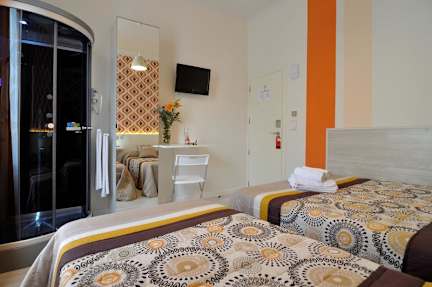Fotky Hostal Far Home Plaza Mayor