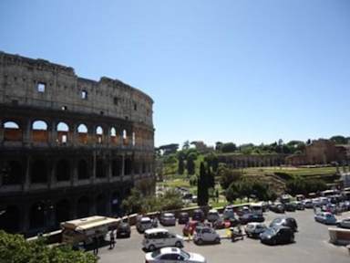Fotografias de Colosseum Footprints