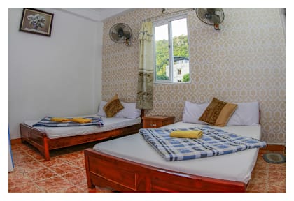 Photos of Catba Hostel