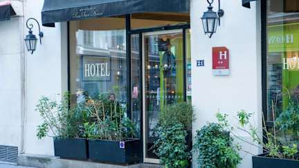 Kuvia paikasta: Hotel Paris Saint-Honore