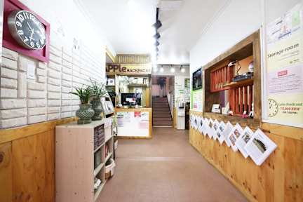 Foton av Apple Backpackers