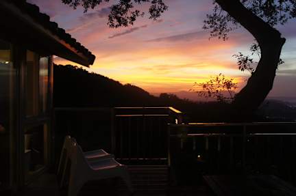 Foton av First Stop Backpacker Hostel