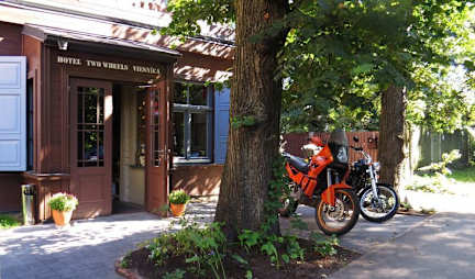 Foto di Two Wheels