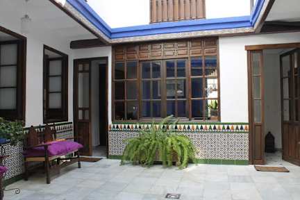 Fotky Backpackers Al-Katre